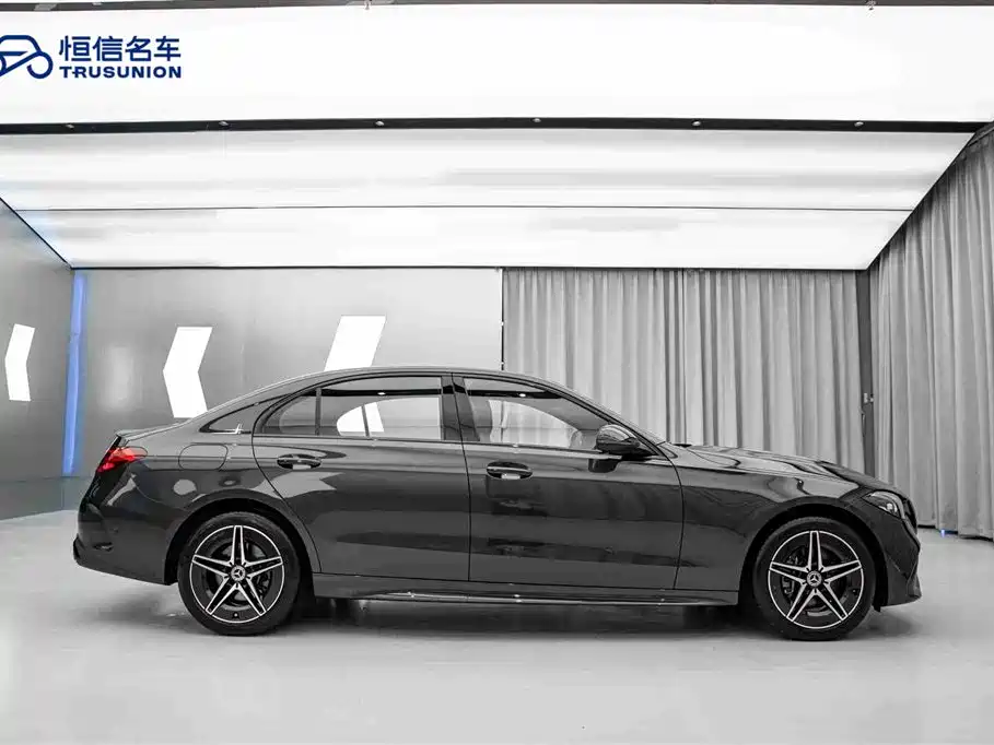 Mercedes-Benz C-Class 2023 Updated C 260 L皓夜 Sport Edition