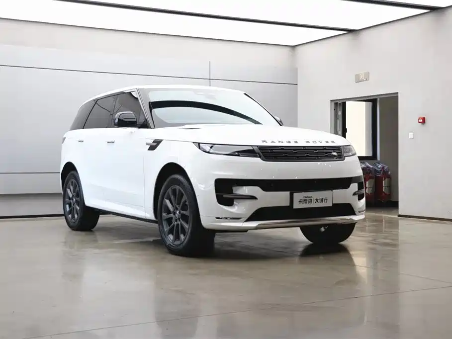 Range Rover Sport 2024 400PS Dynamic SE