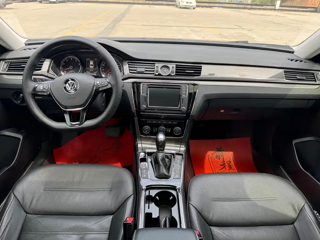 Passat 2016 330TSI DSG Yuzun Edition
