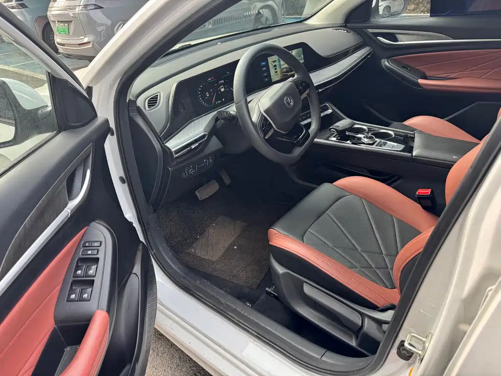 Eado Plus 2023 Blue Whale NE 1.4T GDI DCT Prestige Edition