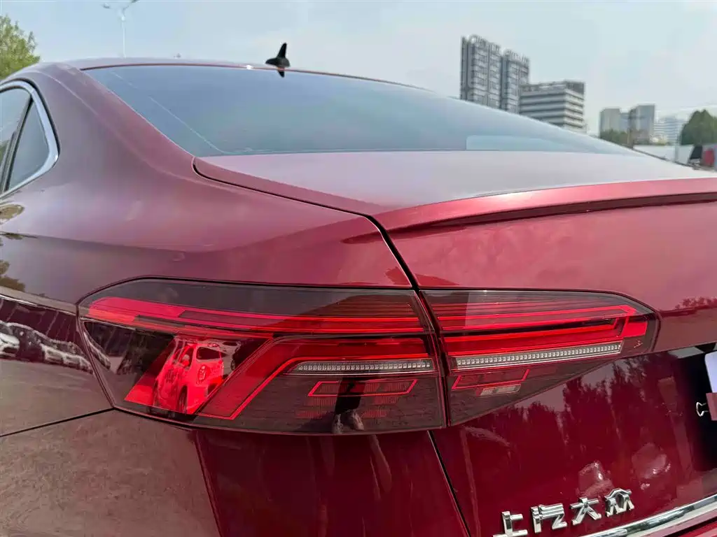 Volkswagen Passat 2019 330TSI Luxury Edition China V