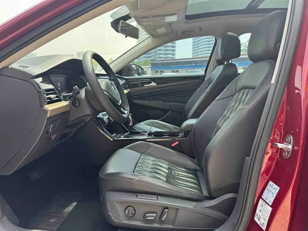 Volkswagen Passat 2019 330TSI Luxury Edition China V
