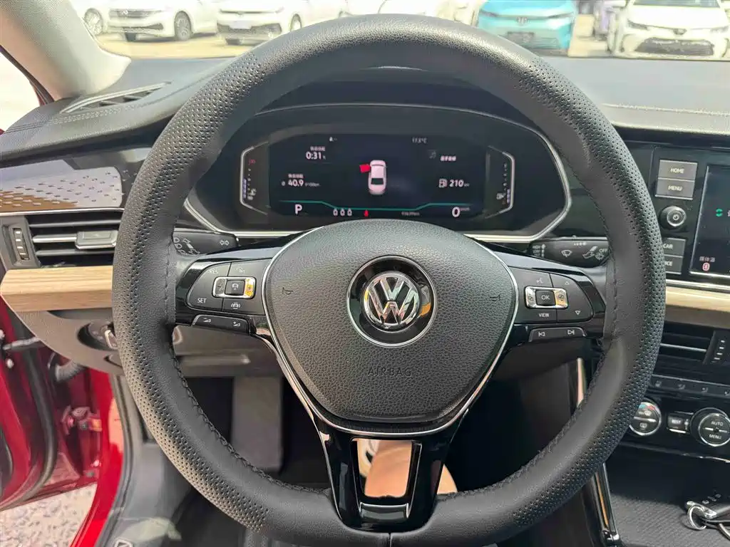 Volkswagen Passat 2019 330TSI Luxury Edition China V