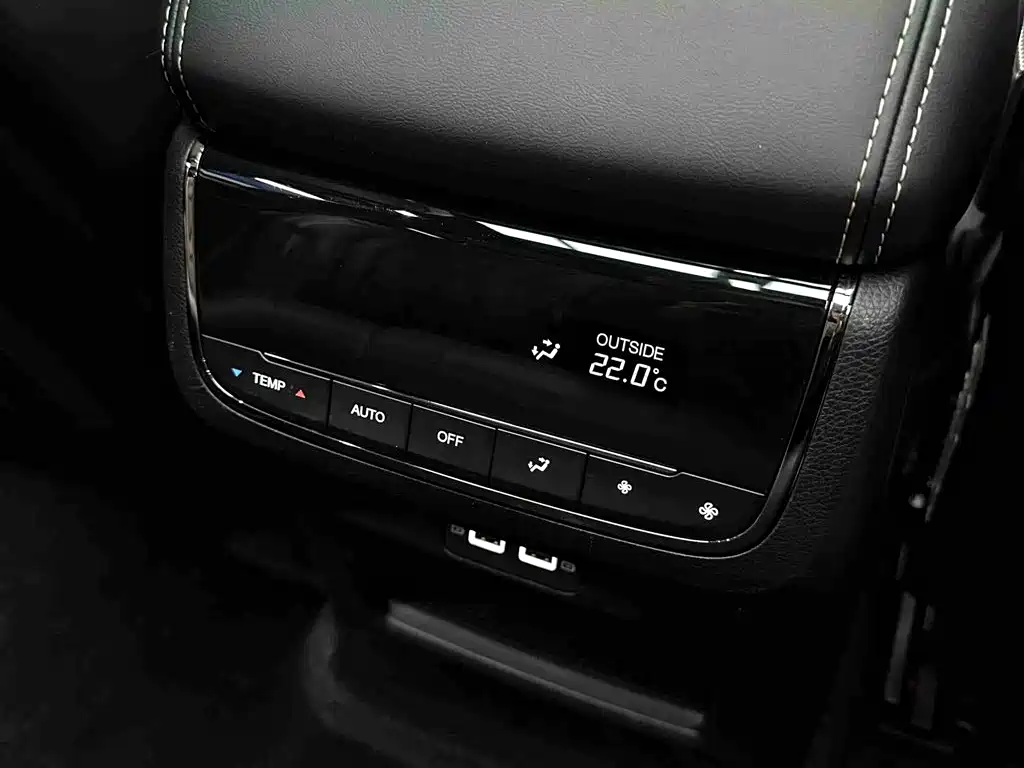 GAC Trumpchi GS8 2022 Pilot Series 2.0TGDI AWD Supreme Edition (7-Seater)