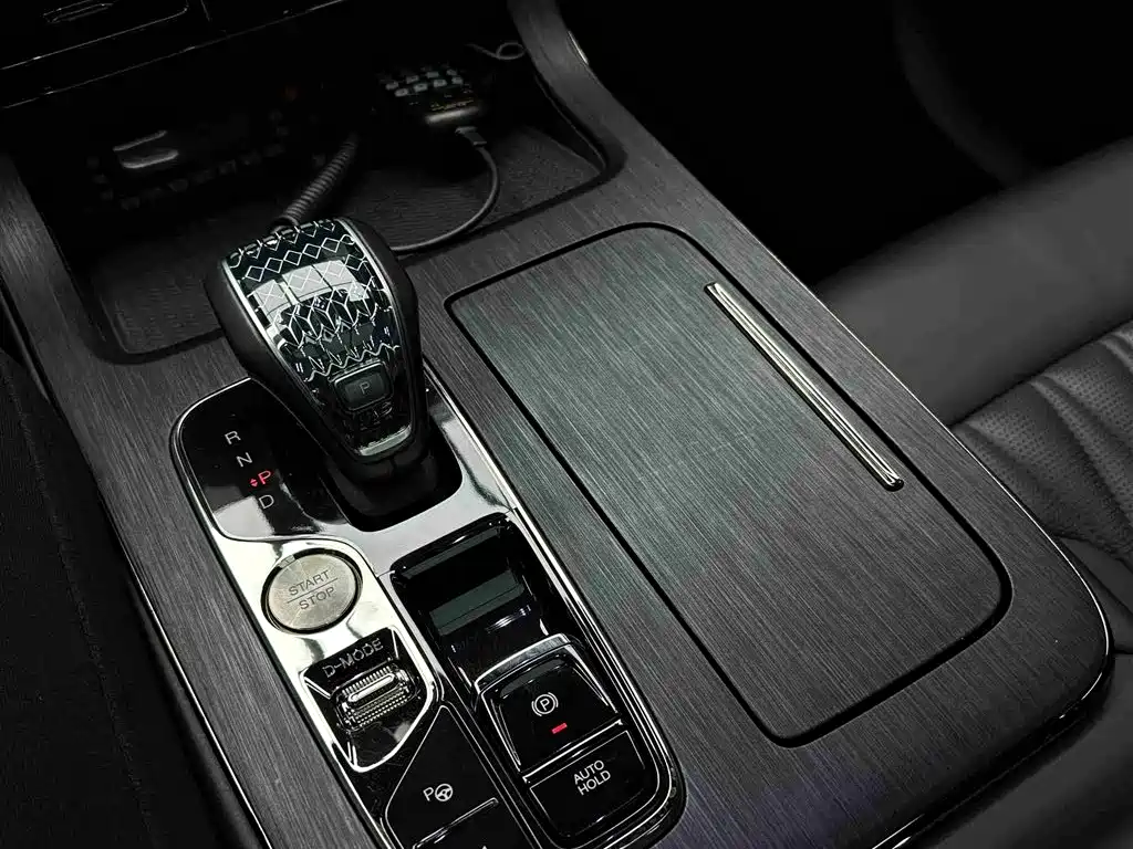 GAC Trumpchi GS8 2022 Pilot Series 2.0TGDI AWD Supreme Edition (7-Seater)