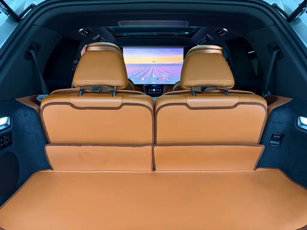 Aito M9 2025 EREV Ultra Edition 52kWh 6-Seater with 192-Line LiDAR