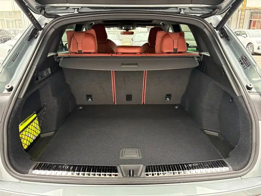 Audi Q5L 2026 2.0T Exclusive Edition for 10 Million Users - фото 20