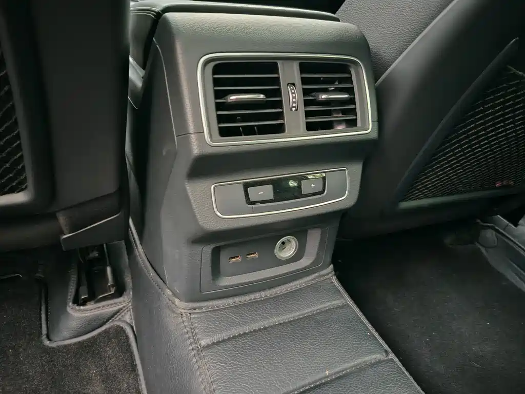 Audi Q5L 2020 45 TFSI Exclusive Edition