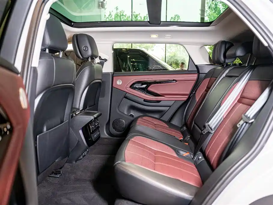 Range Rover Evoque L 2026 HSE