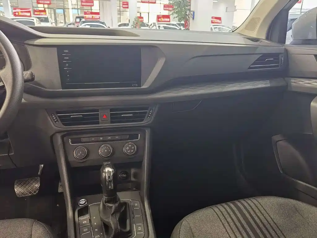 Volkswagen Tharu 2021 280TSI FWD Fashion Edition