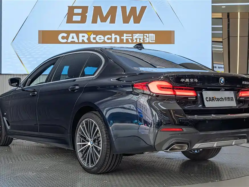 BMW 5 Series 2023 530Li Leading Edition M Sport Package - фото 4