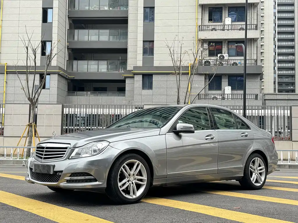 Mercedes-Benz C-Class 2013 C 260 CGI Elegance