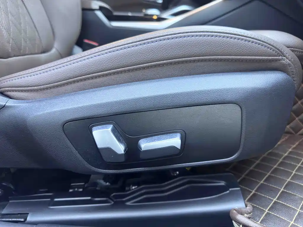 BMW 3 Series 2023 320Li M Sport Package - фото 22