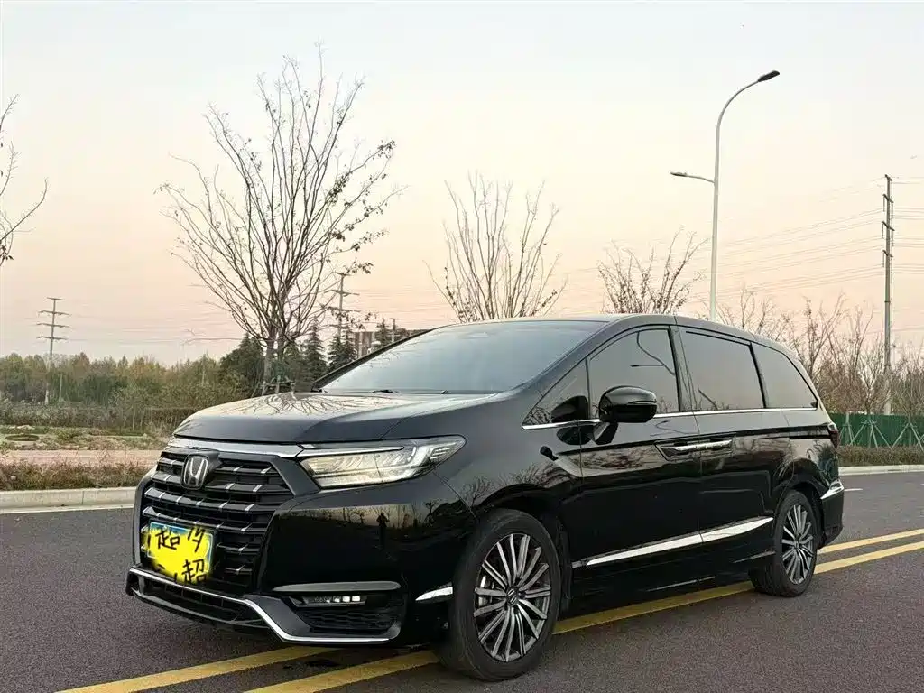 Honda Elysion 2024 2.0L e:HEV Luxury Edition