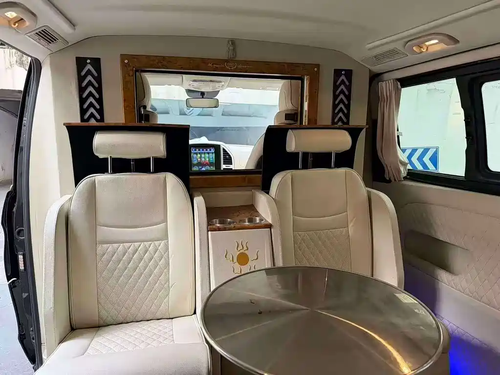Mercedes-Benz Vito 2018 2.0T Business Edition China VI