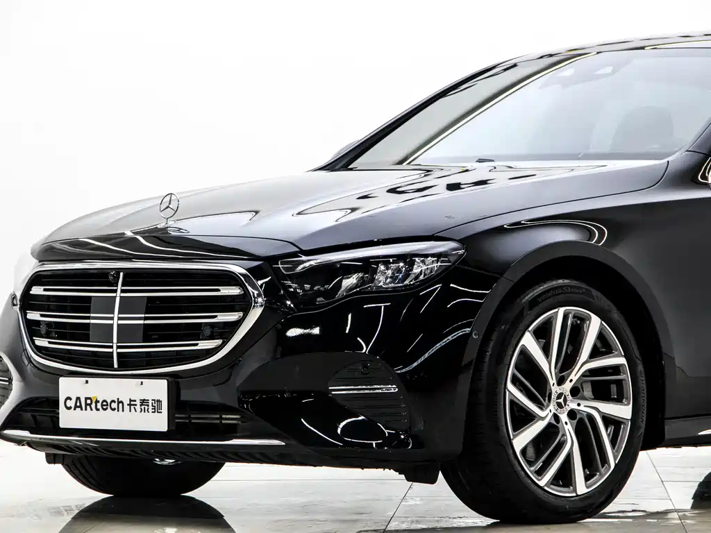 Mercedes-Benz E-Class 2025 E 300 L Fashion