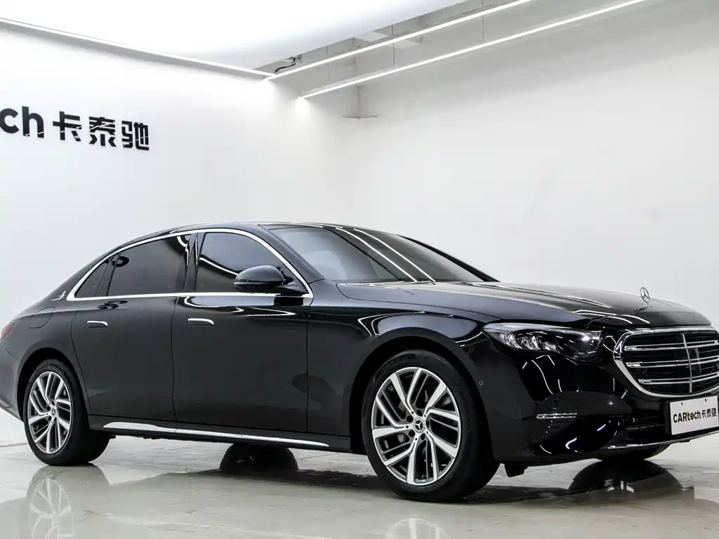 Mercedes-Benz E-Class 2025 E 300 L Fashion