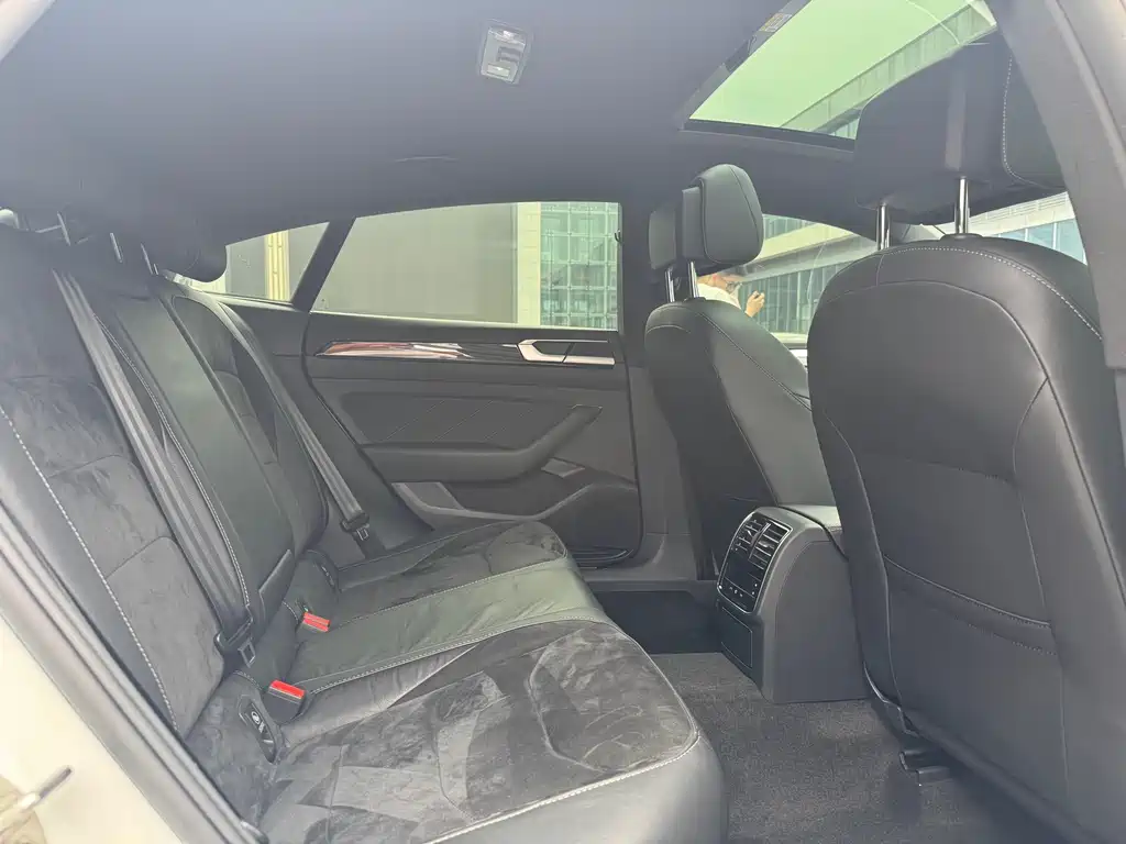 FAW-Volkswagen CC 2021 330TSI Xuanmu Edition