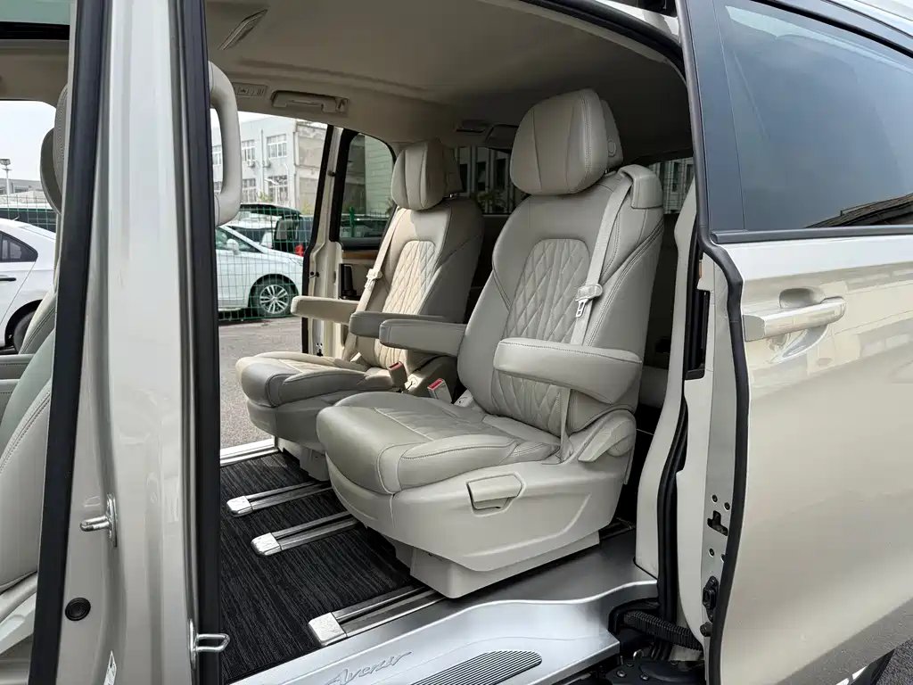 Buick GL8 2018 ES 28T Comfort Edition China VI