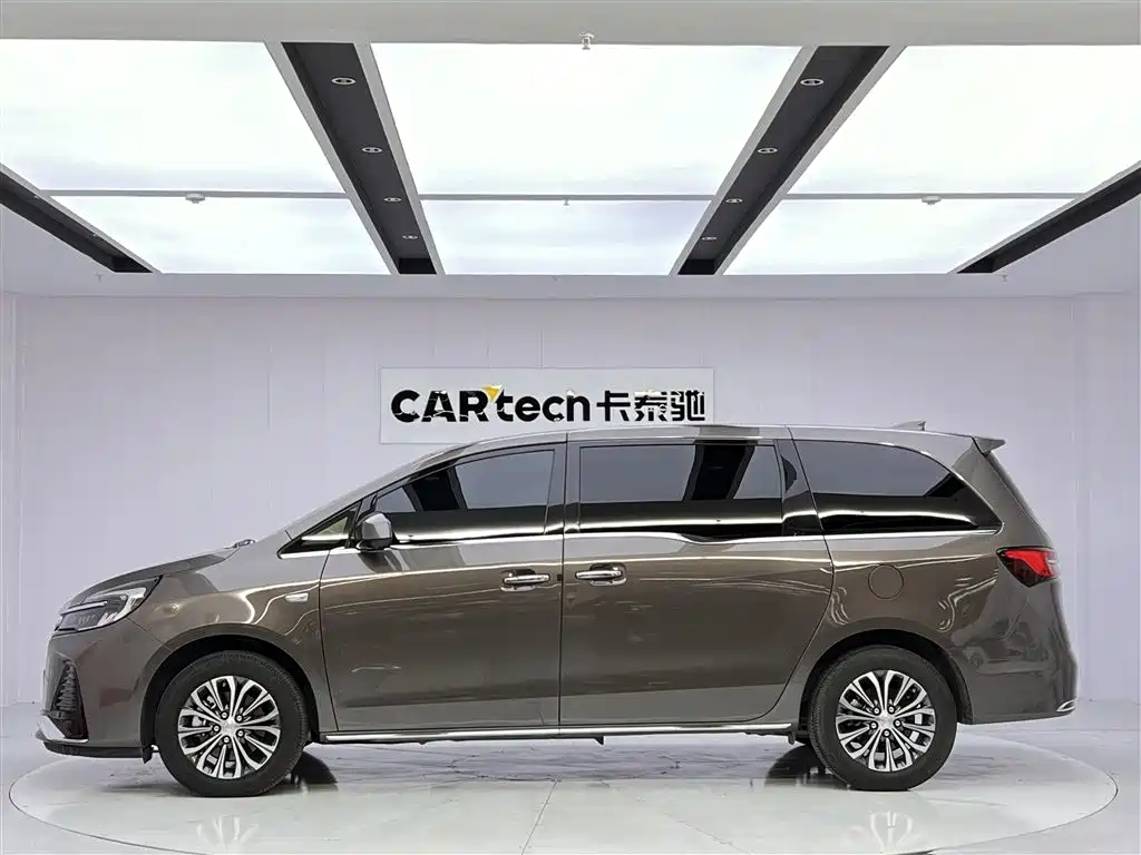 Buick GL8 2023 Facelift Land Business Class Luxury
