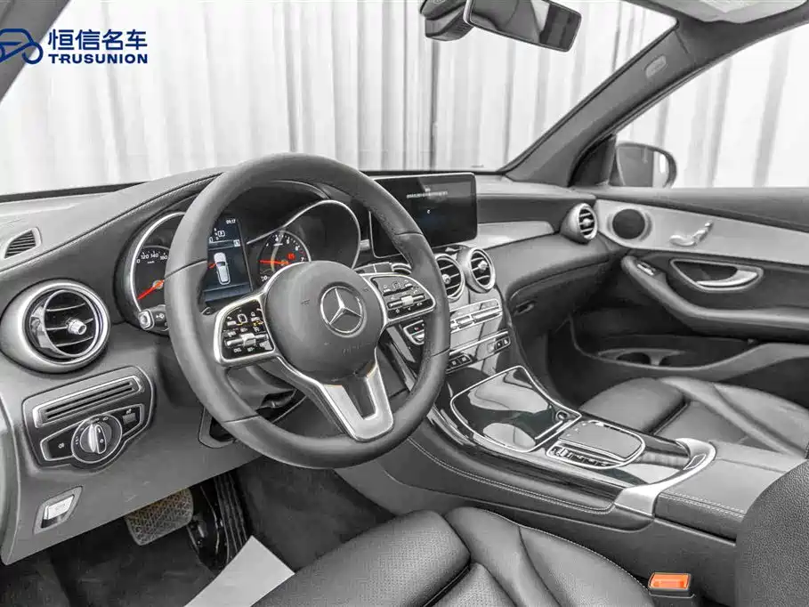 Mercedes-Benz GLC 2020 GLC 260 L 4MATIC Dynamic