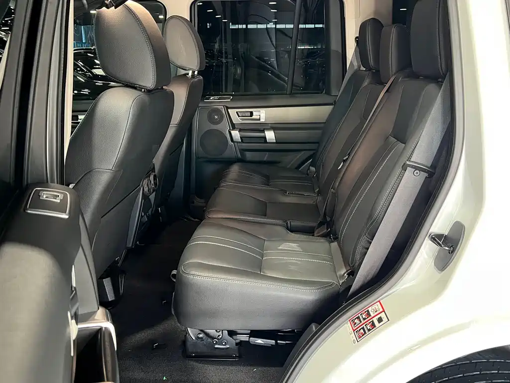 Land Rover Discovery 2016 3.0 SC Black Edition HSE
