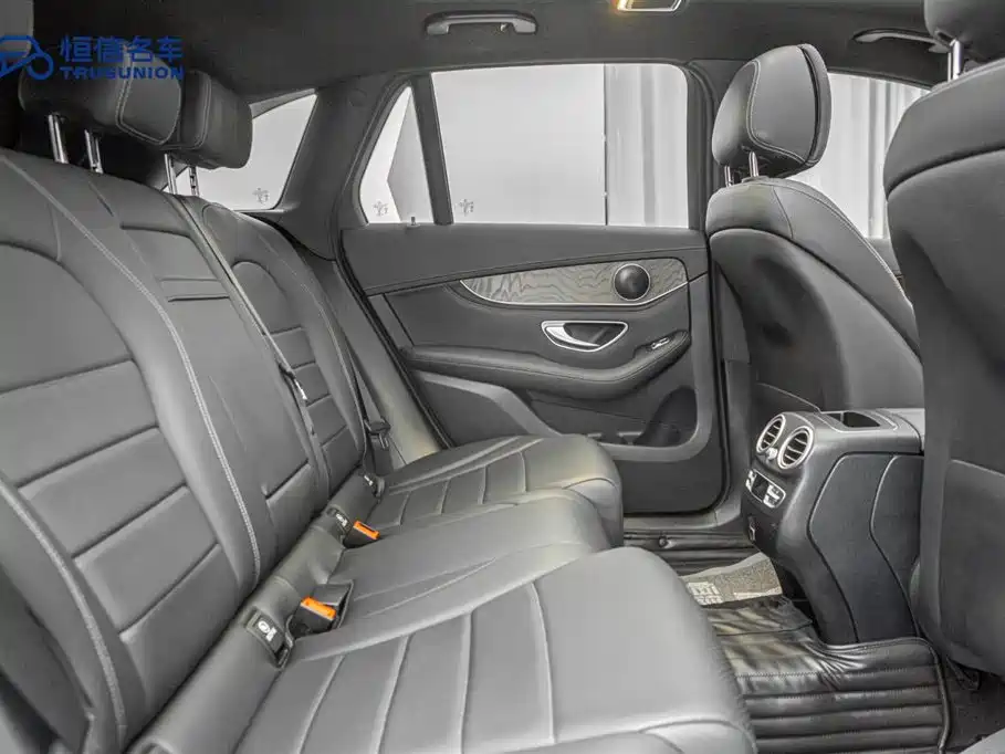 Mercedes-Benz GLC 300 L 4MATIC