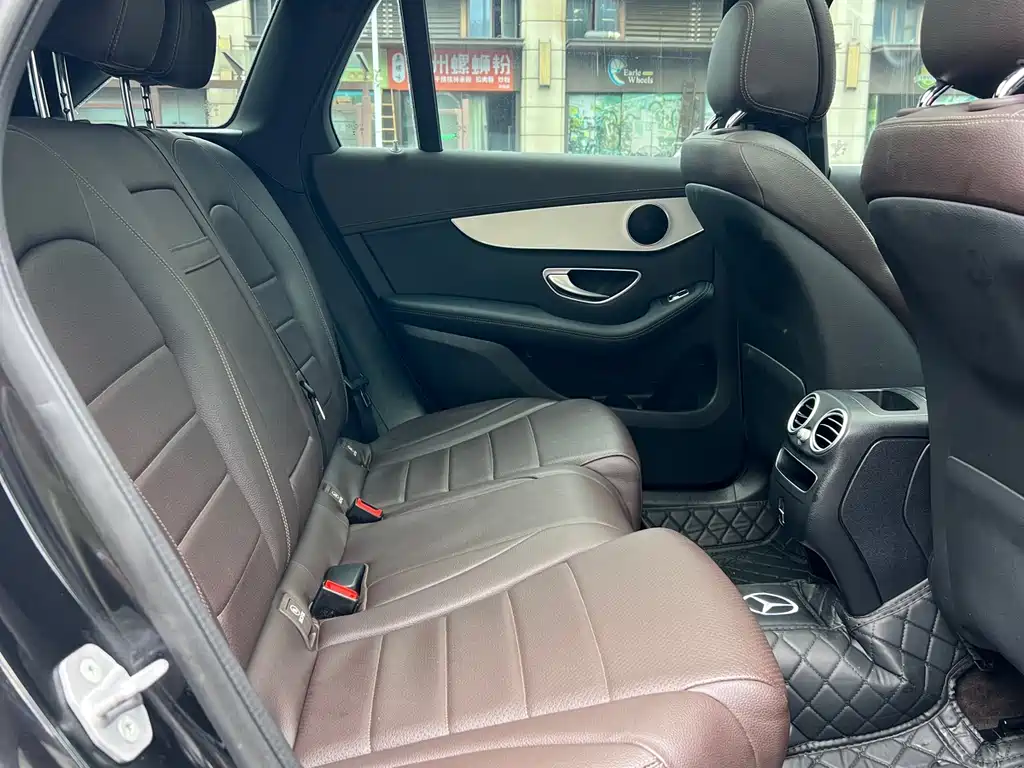 Mercedes-Benz GLC 260 L 4MATIC