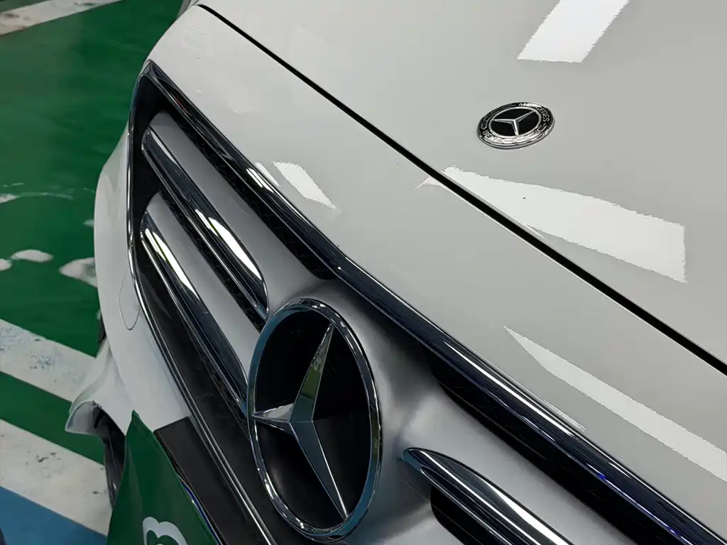 Mercedes-Benz E-Class 2019 E 260 L Sport
