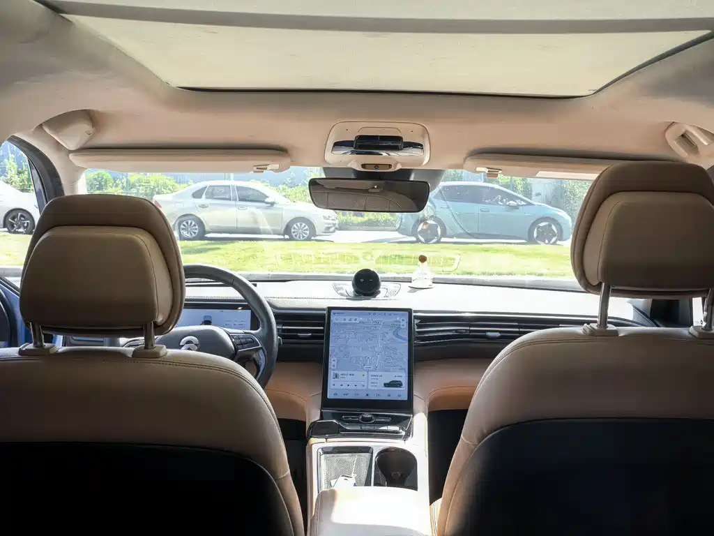 NIO ES8 2018 Founders Edition