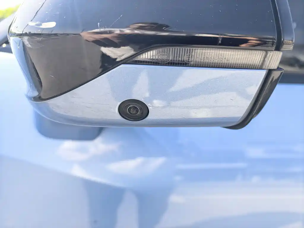NIO ES8 2018 Founders Edition