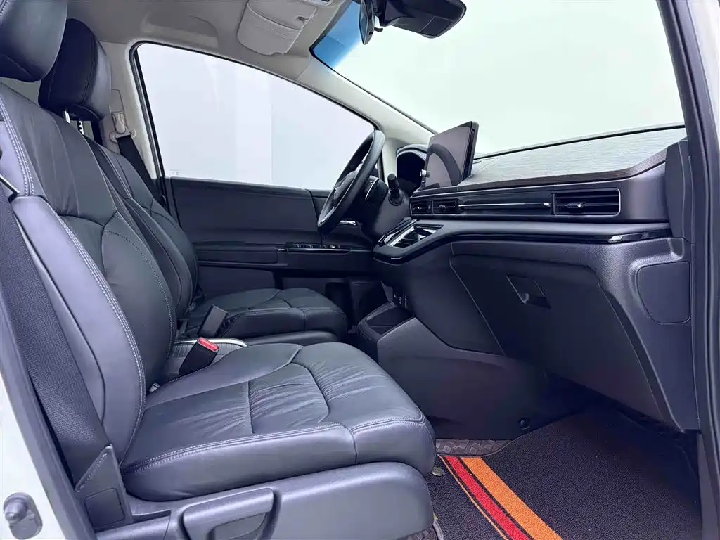 Odyssey 2024 2.0L e:HEV Sharp Smart Enjoyment Edition