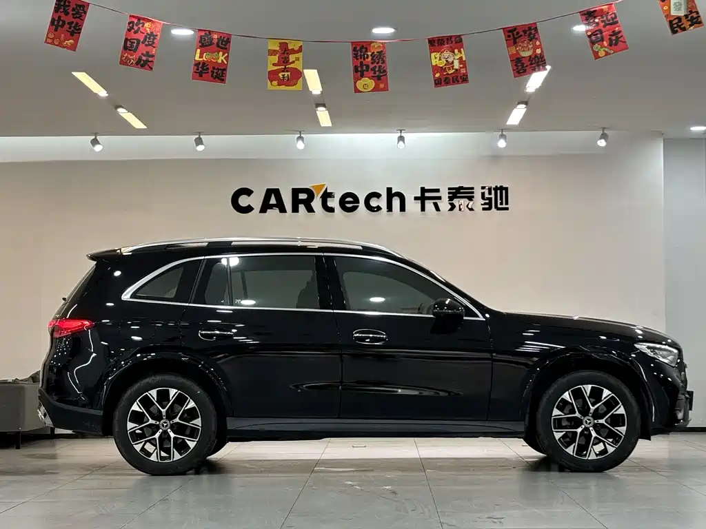 Mercedes-Benz GLC 260 L 4MATIC Luxury 5-Seater 2024