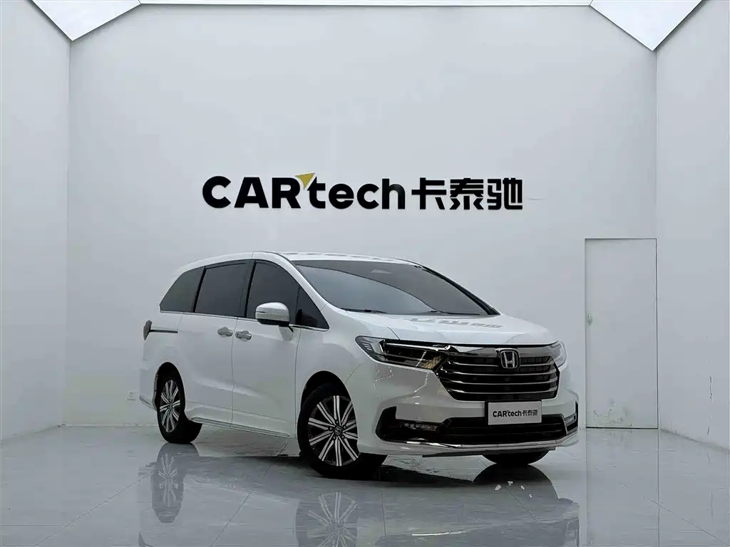 Odyssey 2024 2.0L e:HEV Sharp Smart Enjoyment Edition