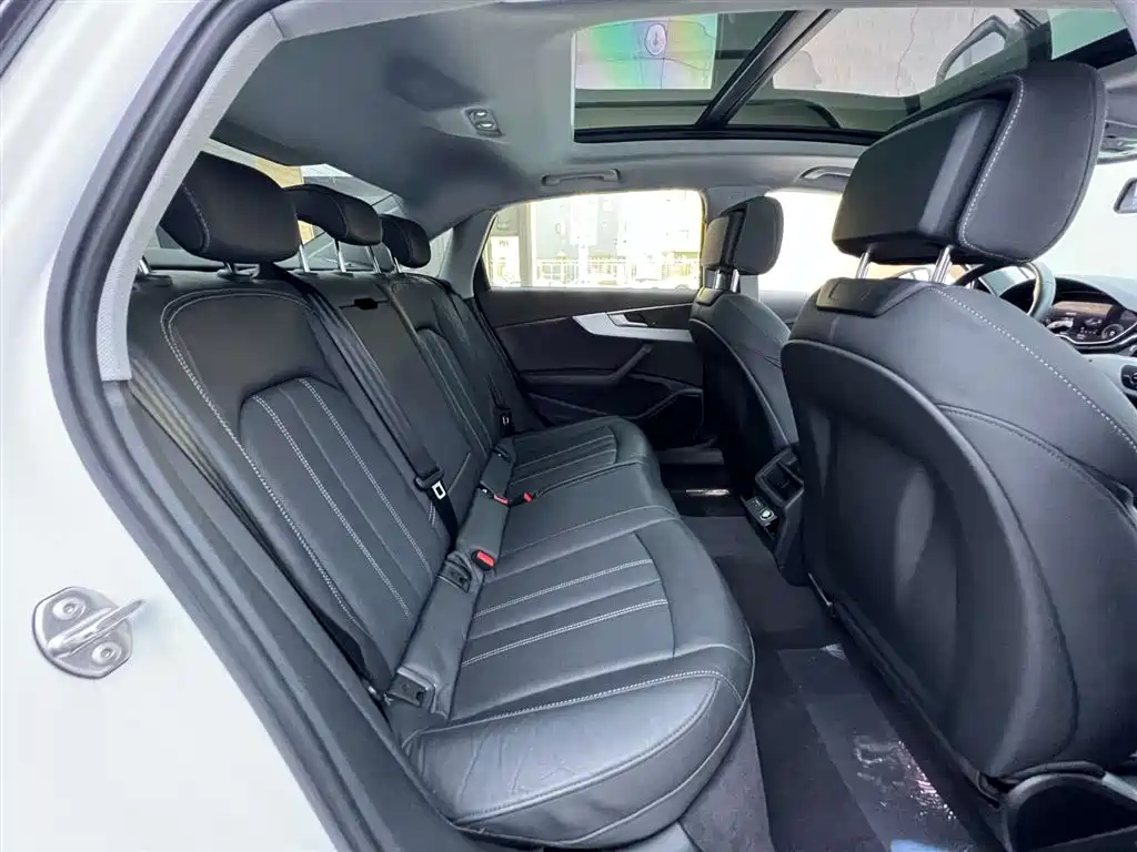 Audi A4L 2020 40 TFSI Fashion Dynamic