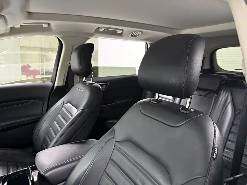 Edge 2018 EcoBoost 245 FWD Hao Rui 7-seater China V