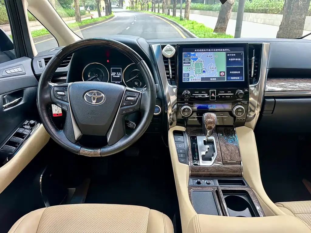 Alphard 2021 Hybrid 2.5L Premium Edition