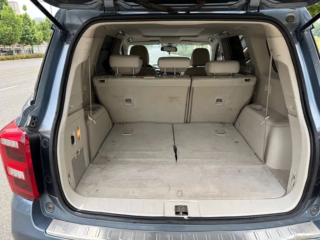 GAC Trumpchi GS8 2017 320T FWD Luxury Smart Connect Edition (7-seater)