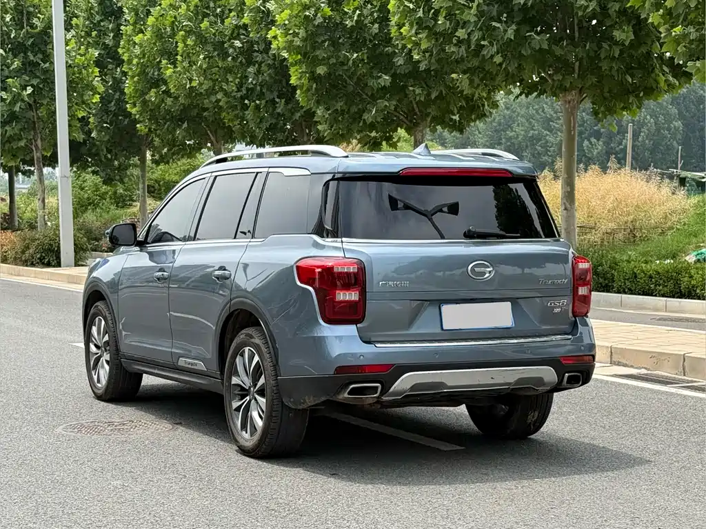GAC Trumpchi GS8 2017 320T FWD Luxury Smart Connect Edition (7-seater)