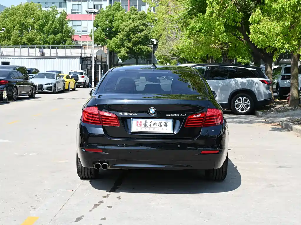 BMW 5 Series 2017 525Li Leading Edition
