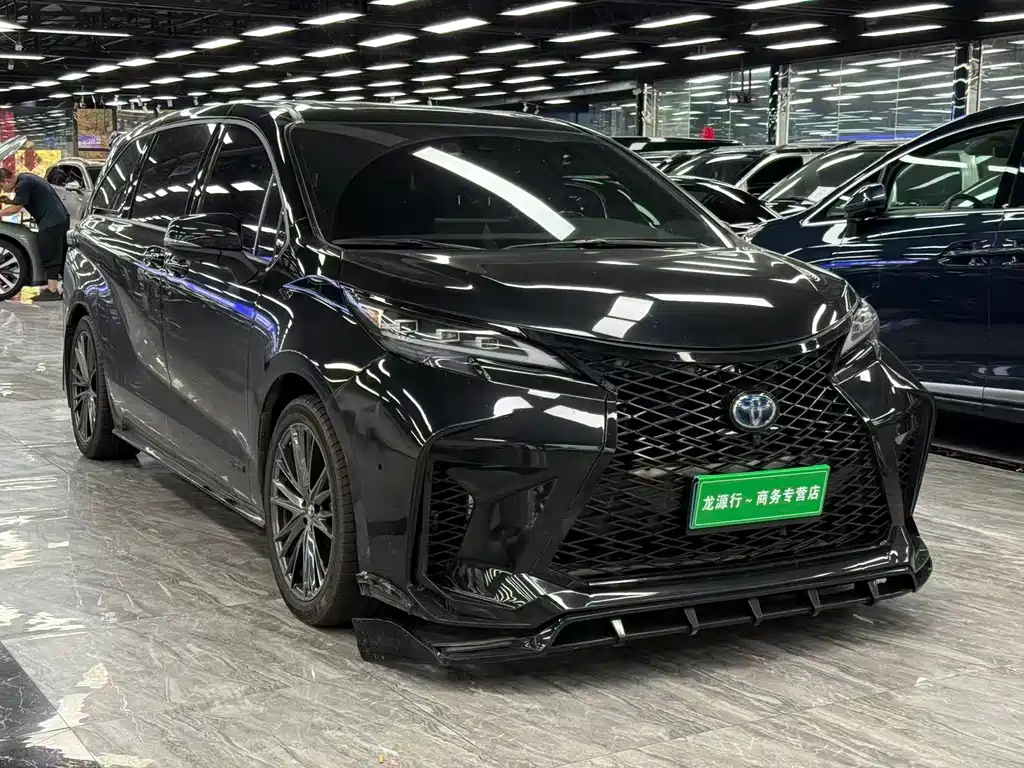 Toyota Sienna 2024 2.5L Hybrid Comfort Edition