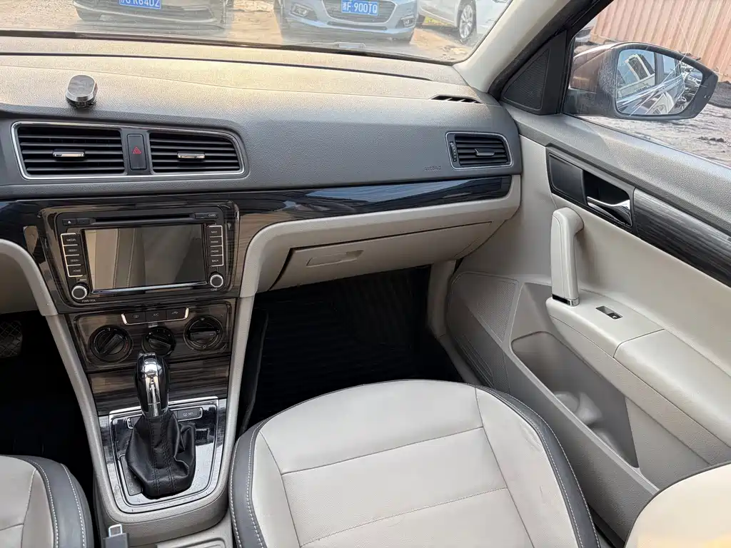 Lavida Gran Turismo 2013 1.4TSI Automatic Comfort