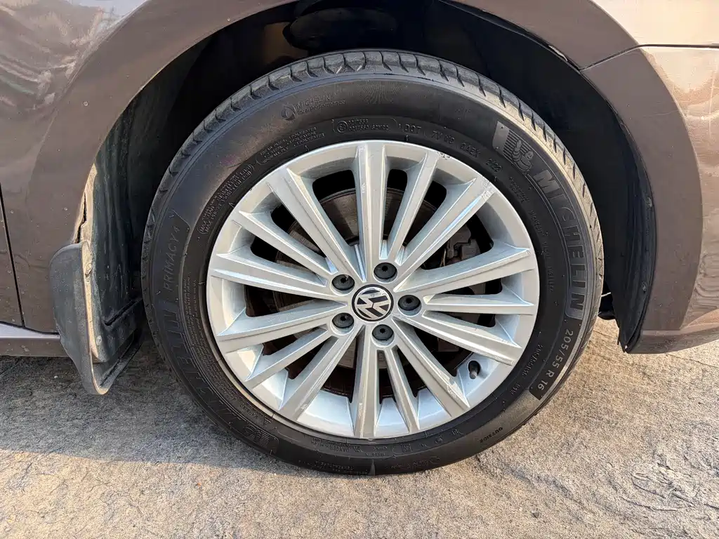 Lavida Gran Turismo 2013 1.4TSI Automatic Comfort