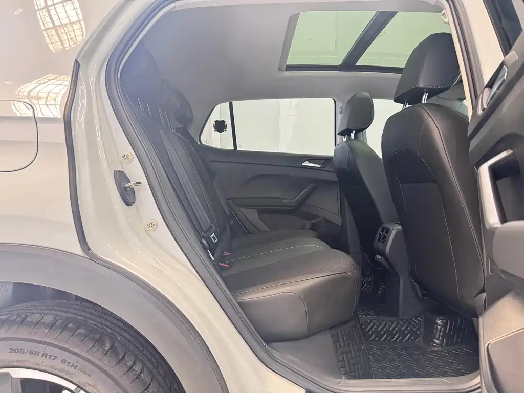 Volkswagen Tacqua 2021 1.5L Automatic 30th Anniversary Edition