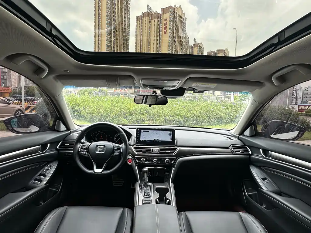 Accord 2022 260TURBO Phantom Night Premium Edition