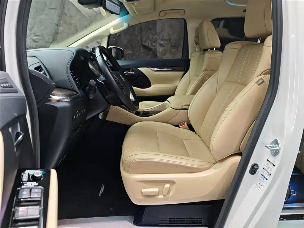 Alphard 2021 Hybrid 2.5L Premium Edition
