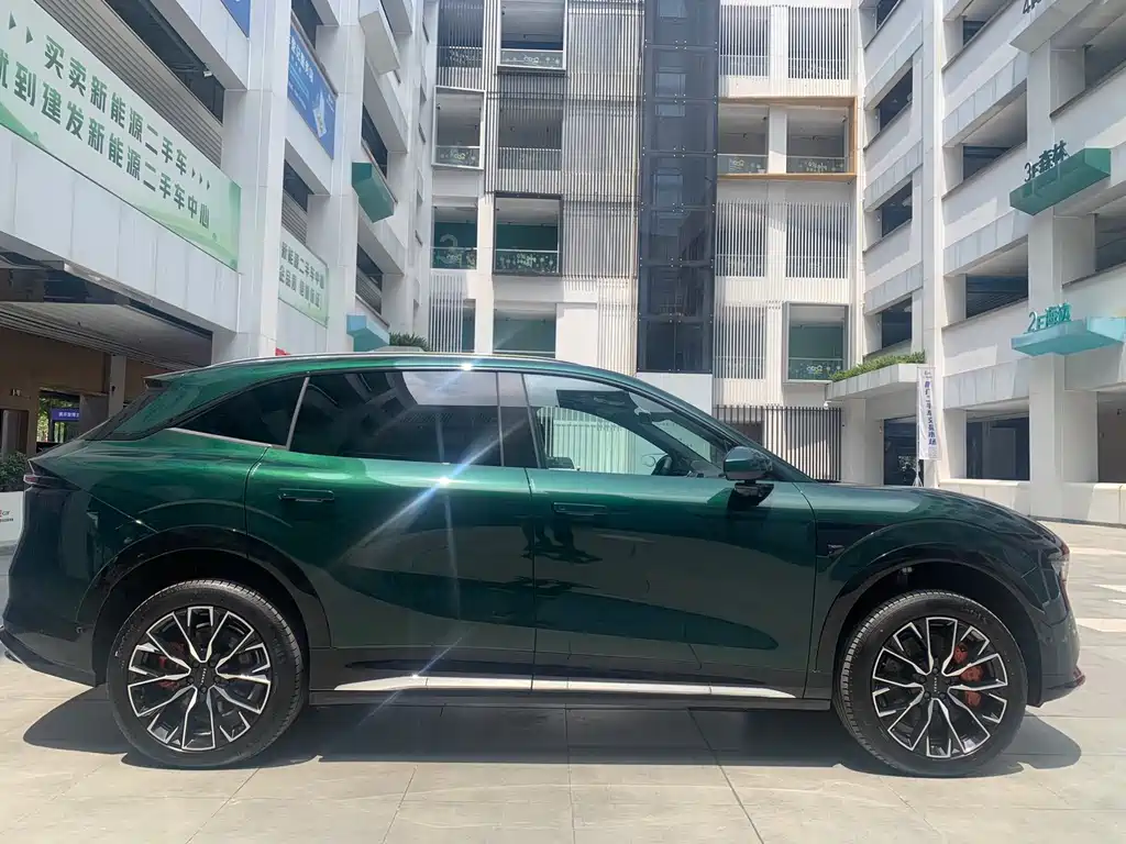 Zeekr 7X 2025 100kWh Long Range AWD Intelligent Driving Edition