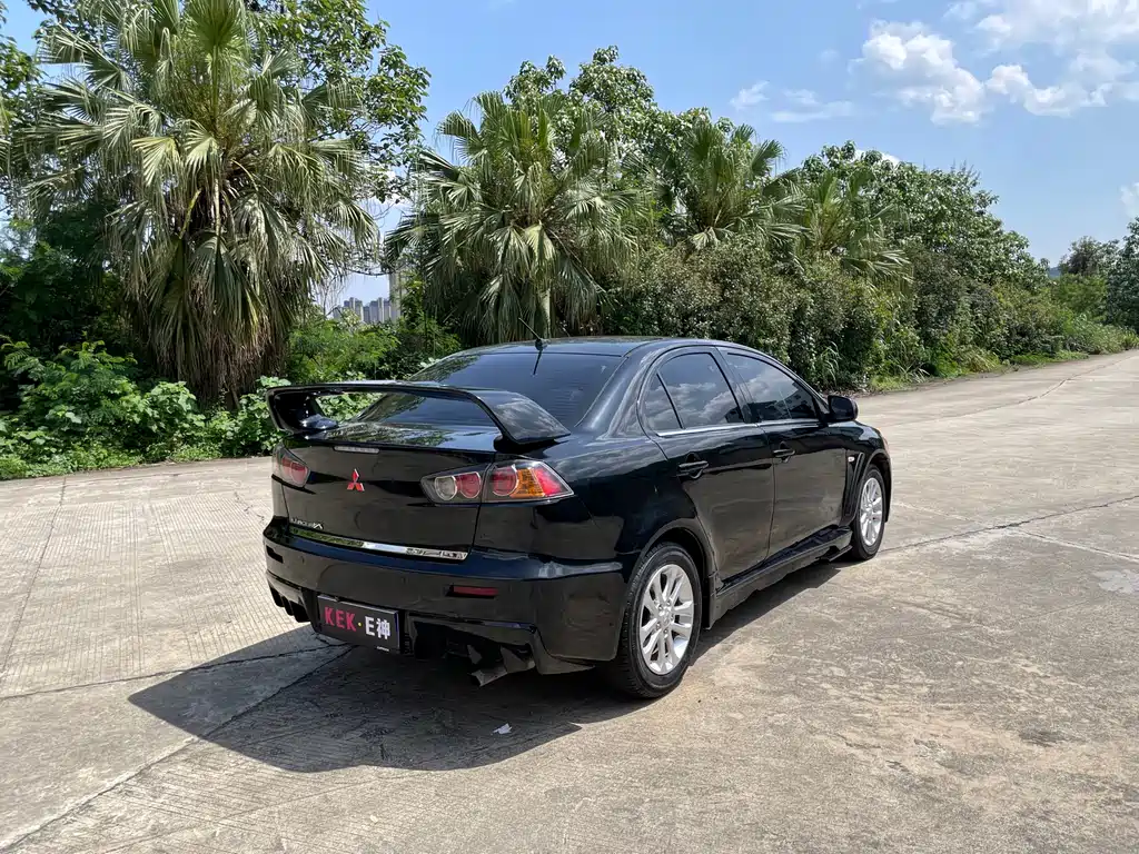 Mitsubishi Lancer EX 2011 2.0L CVT Flagship Edition