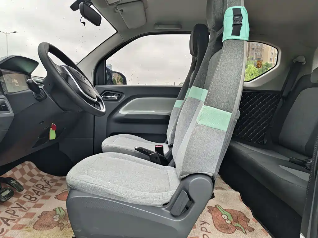 Hongguang MINI EV 2021 Macaron Premium Edition LFP
