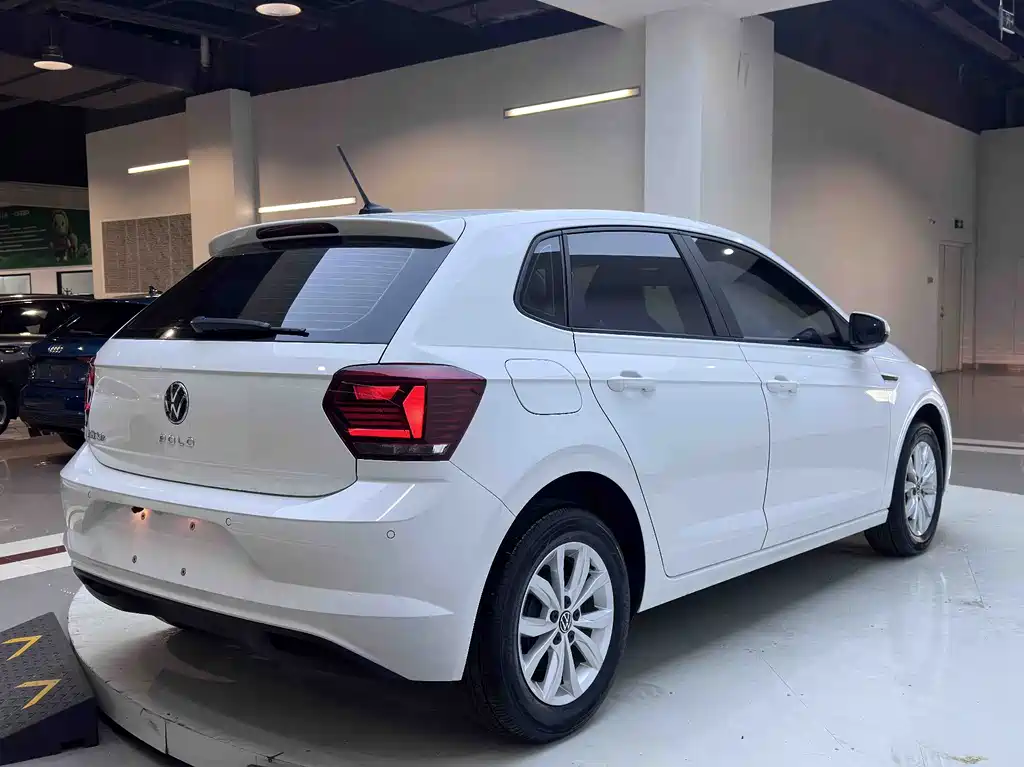 Volkswagen Polo 2021 Plus 1.5L Automatic Colorful Tech Edition
